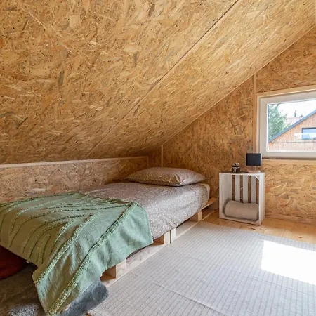 Lesne Zacisze דירה *